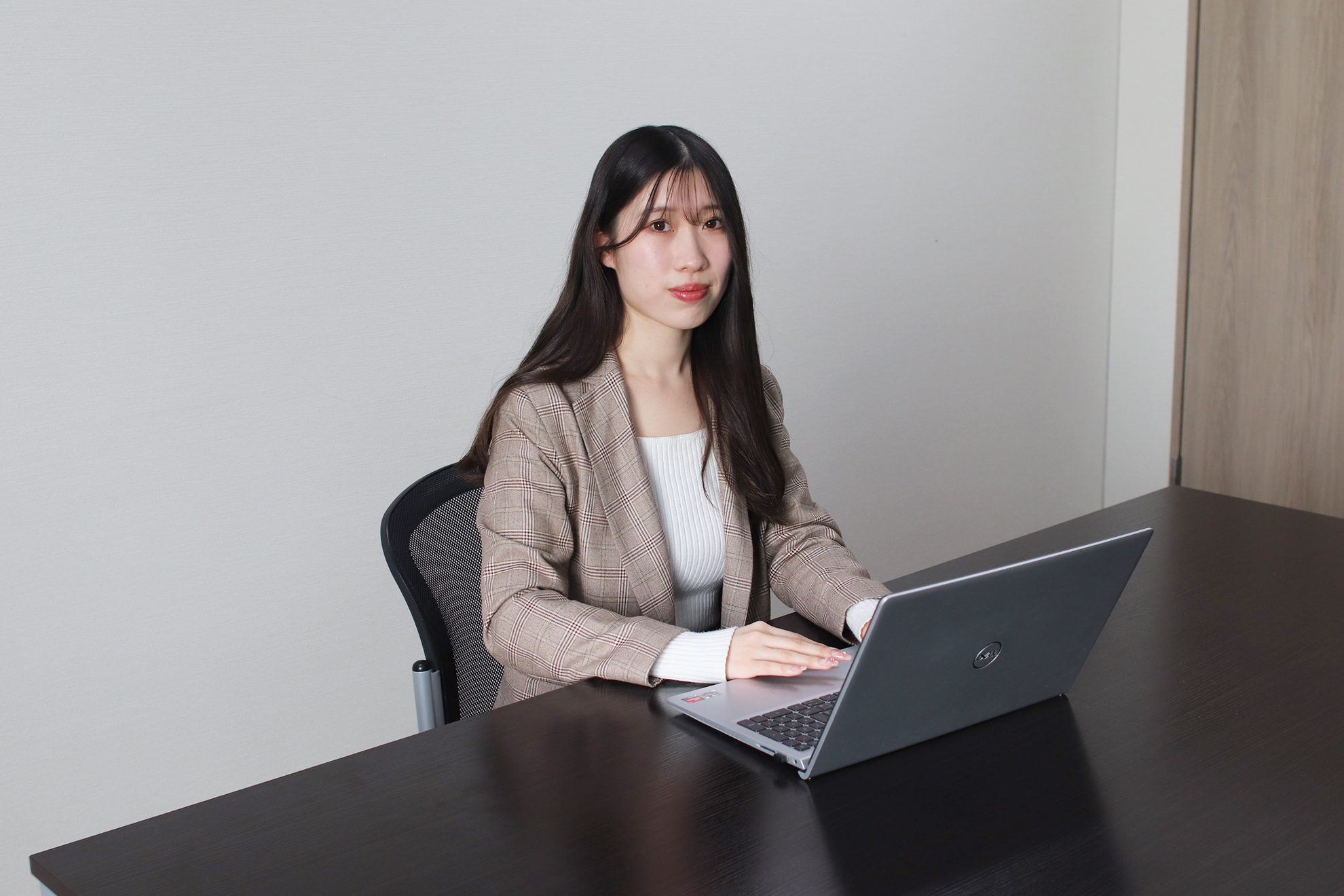 WEBマーケティング部