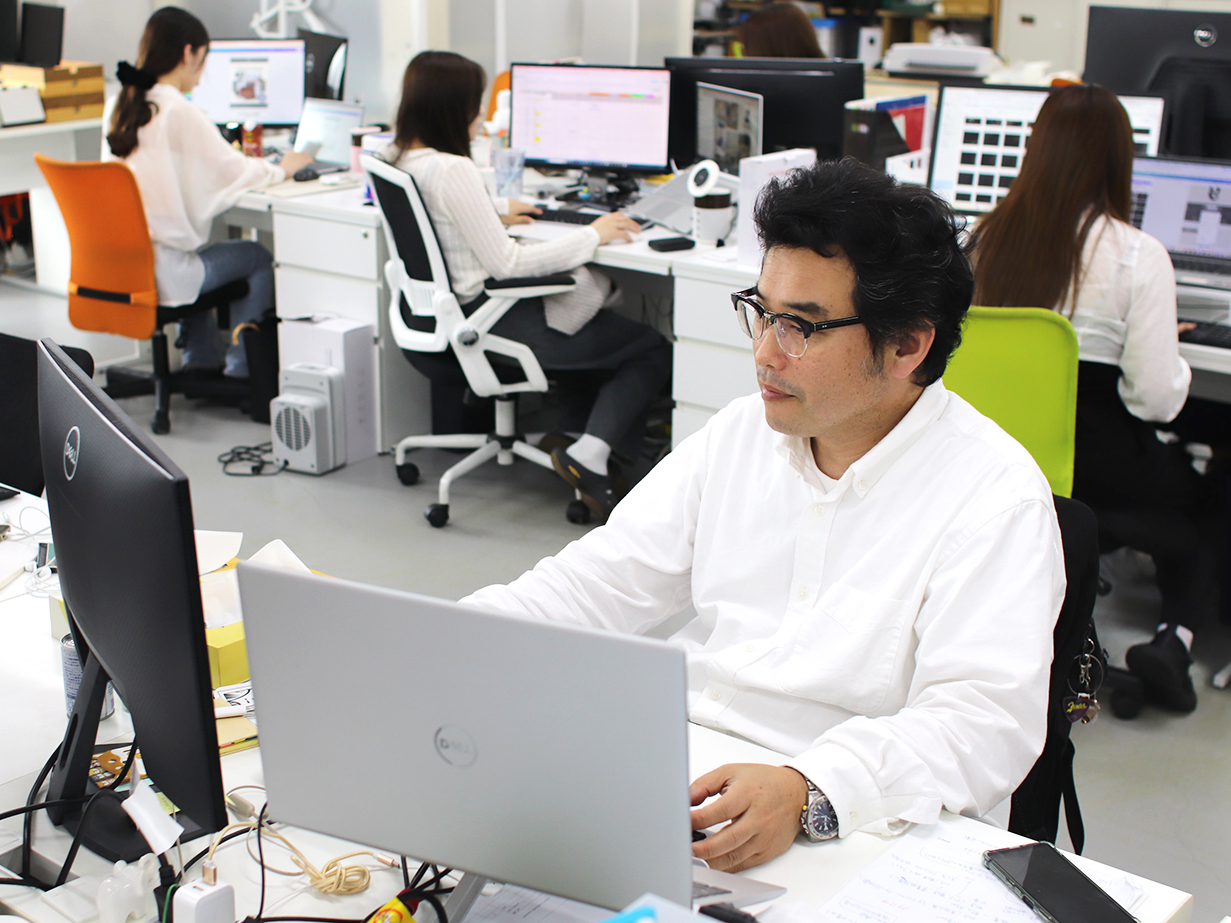 情報システム部